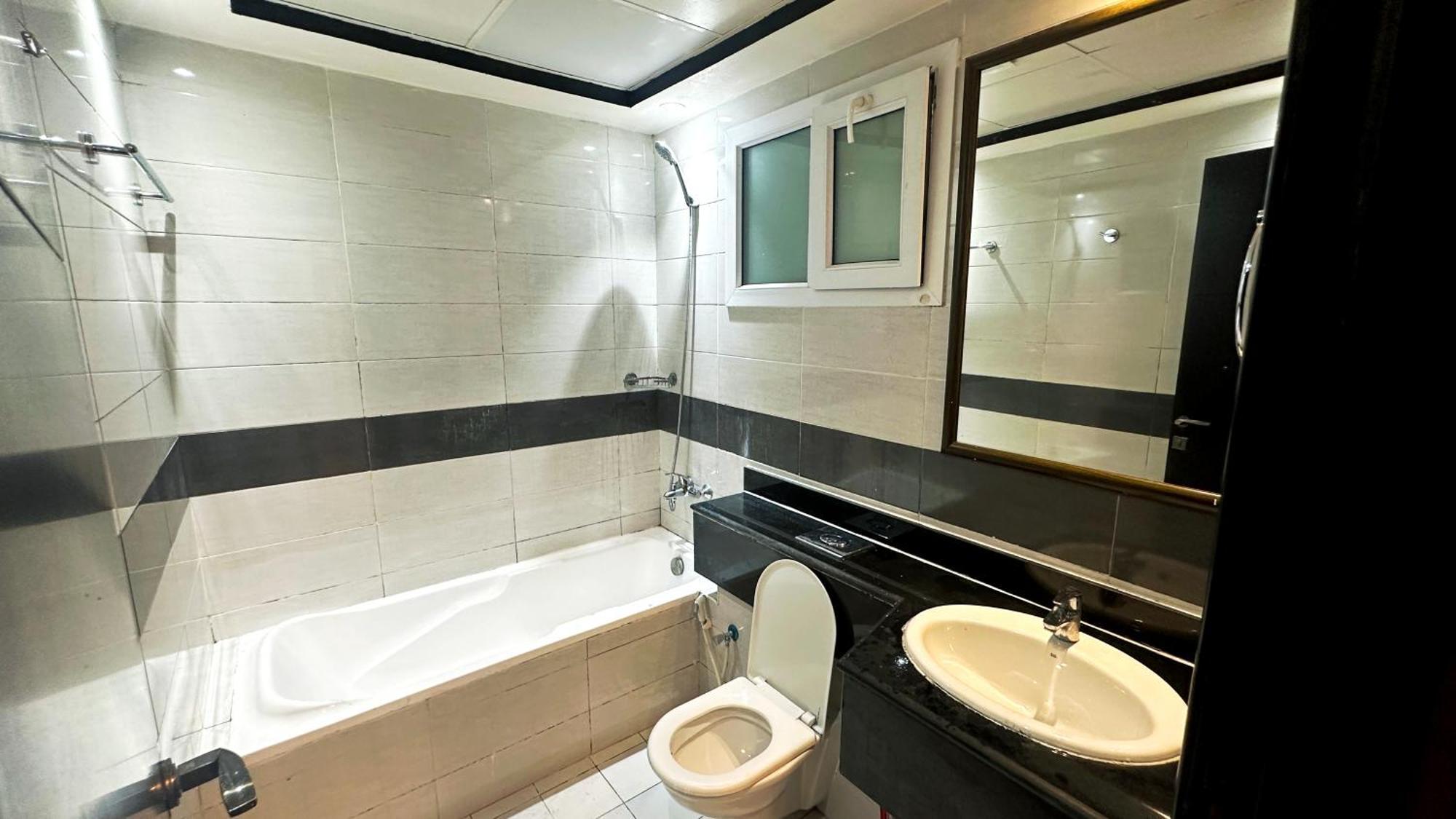 Partition Room In Al Seef Near Burjuman Metro Dubai Exterior photo